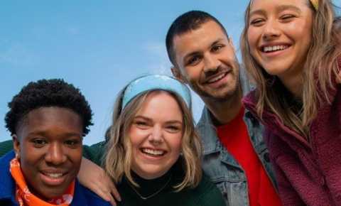 4 young people who are involved with canteen's youth cancer services